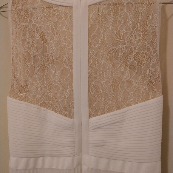 White dress BCBG MAXAZRIA size 8 - Picture 4 of 6